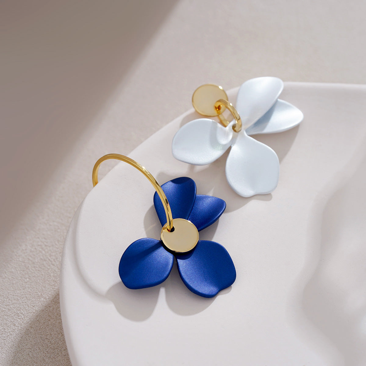 Atemberaubende Ohrring für den Alltag