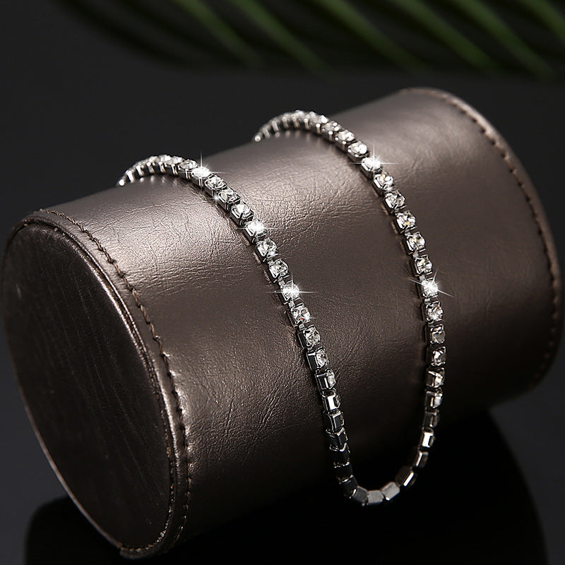 Zarte handwerkliche Halskette