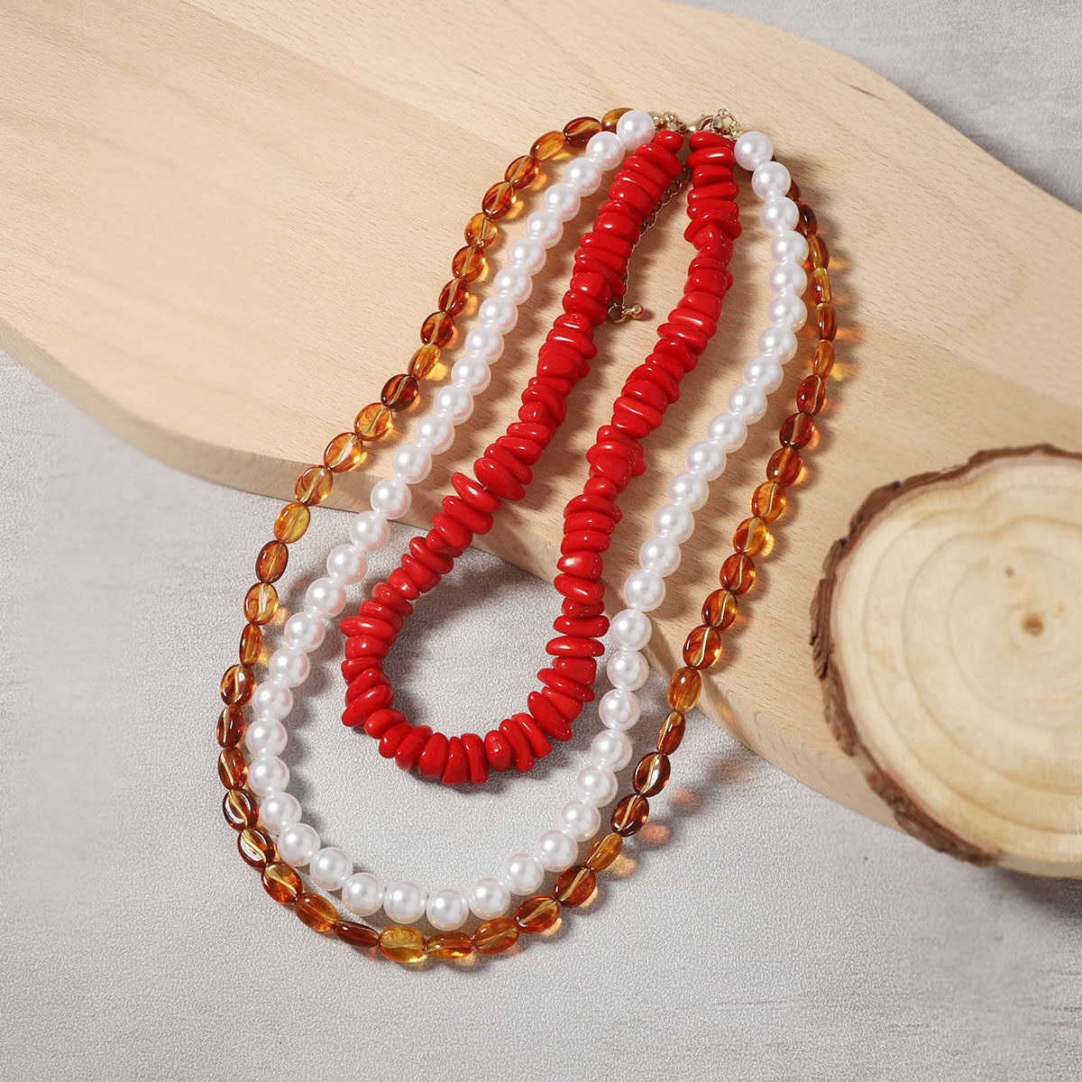 Zarte handwerkliche Perlen Halskette