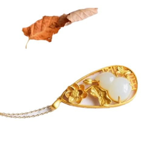 Zarte handwerkliche Halskette