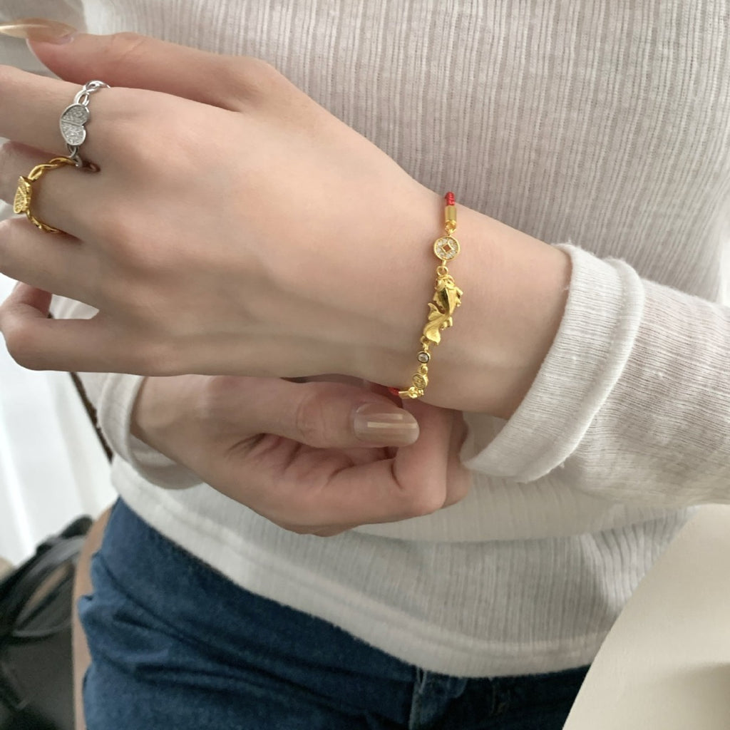 Schöne Armband mit einzigartigem Stil