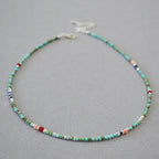 Schöne Halskette mit einzigartigem Stil