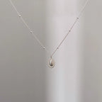 Zarte handwerkliche Halskette