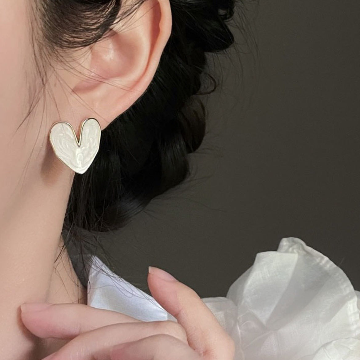 Atemberaubende Ohrring für den Alltag