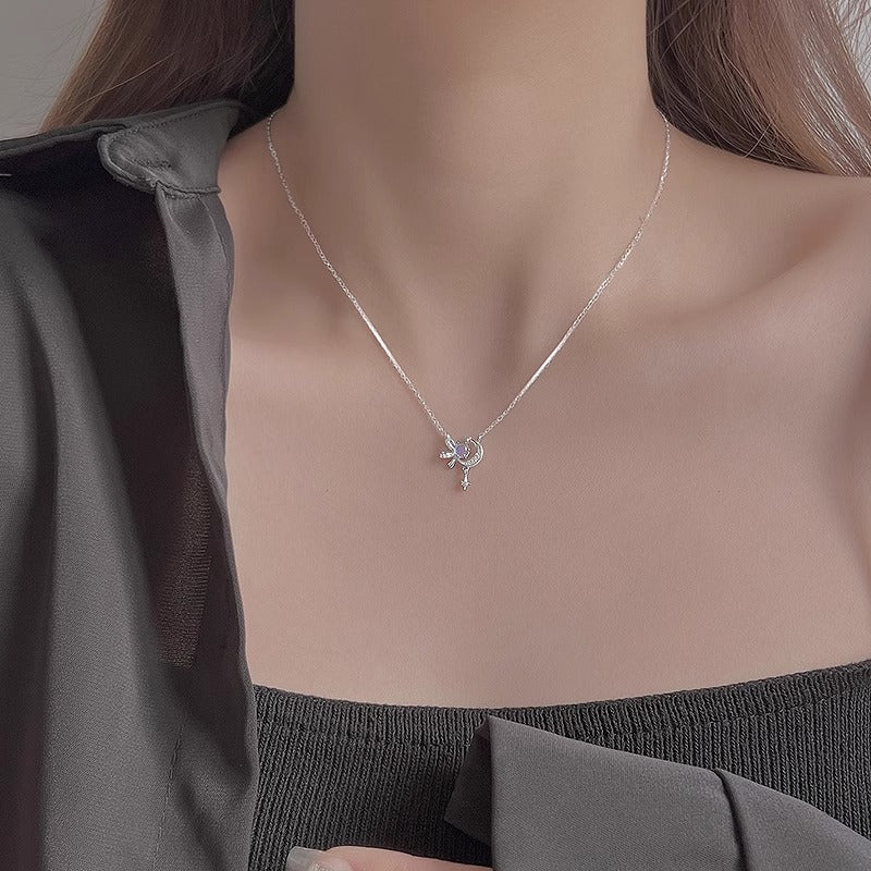 Zarte handwerkliche Halskette