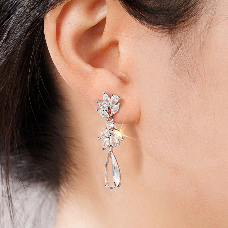 Atemberaubende Ohrring für den Alltag