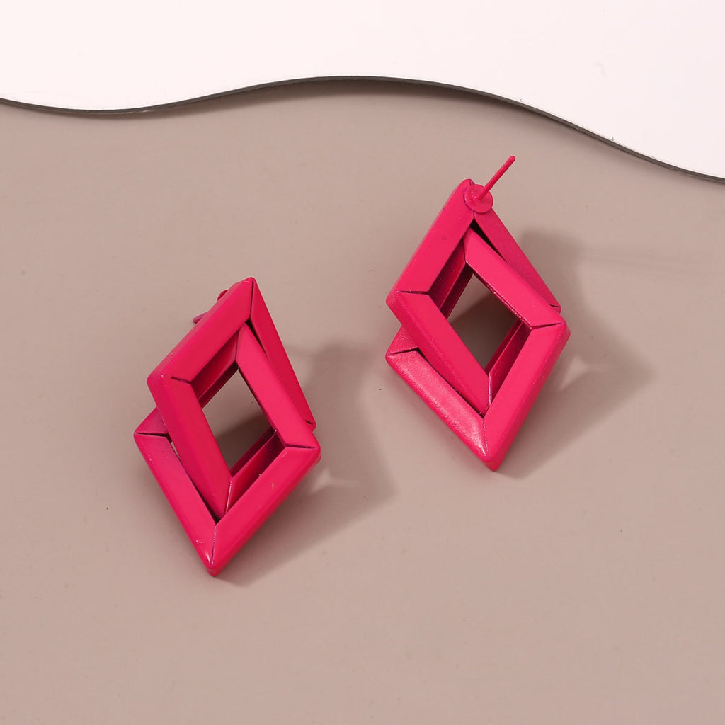 Atemberaubende Ohrring für den Alltag