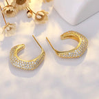 Atemberaubende Ohrring für den Alltag