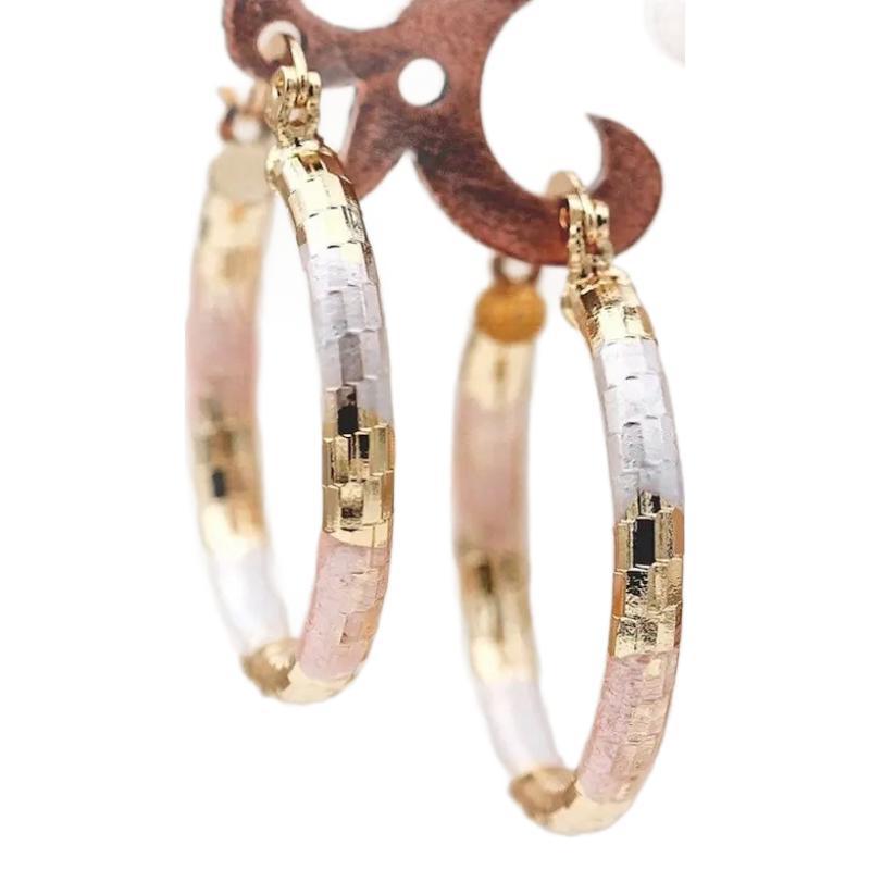 Atemberaubende Ohrring für den Alltag