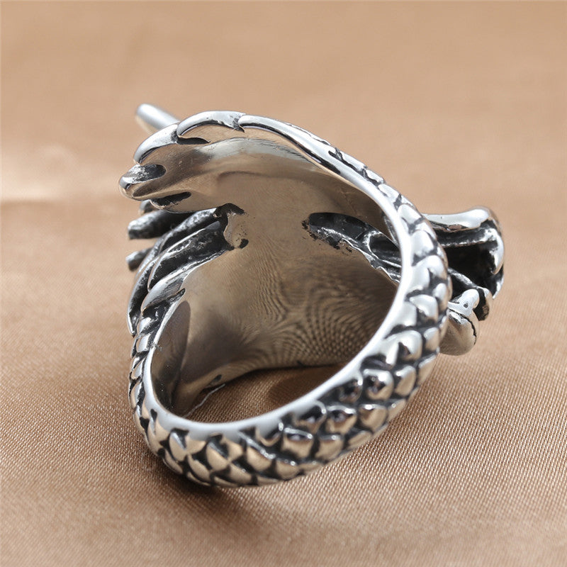 Schöne Ring mit einzigartigem Stil