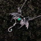 Schöne Halskette mit einzigartigem Stil