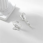 Zarte handwerkliche Ohrring