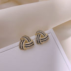 Atemberaubende Ohrring für den Alltag