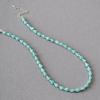 Zarte handwerkliche Halskette