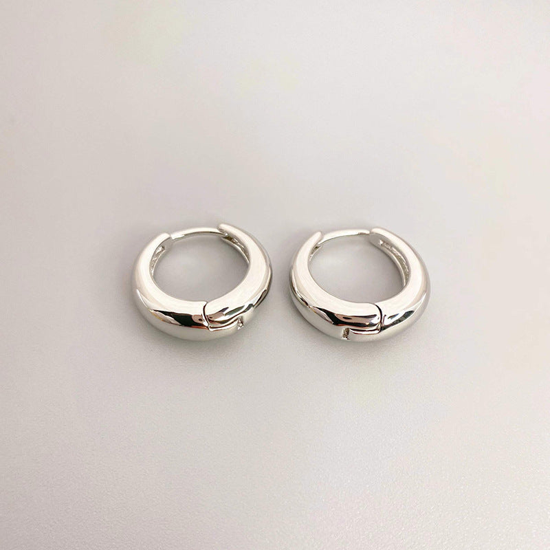 Atemberaubende Ohrring für den Alltag