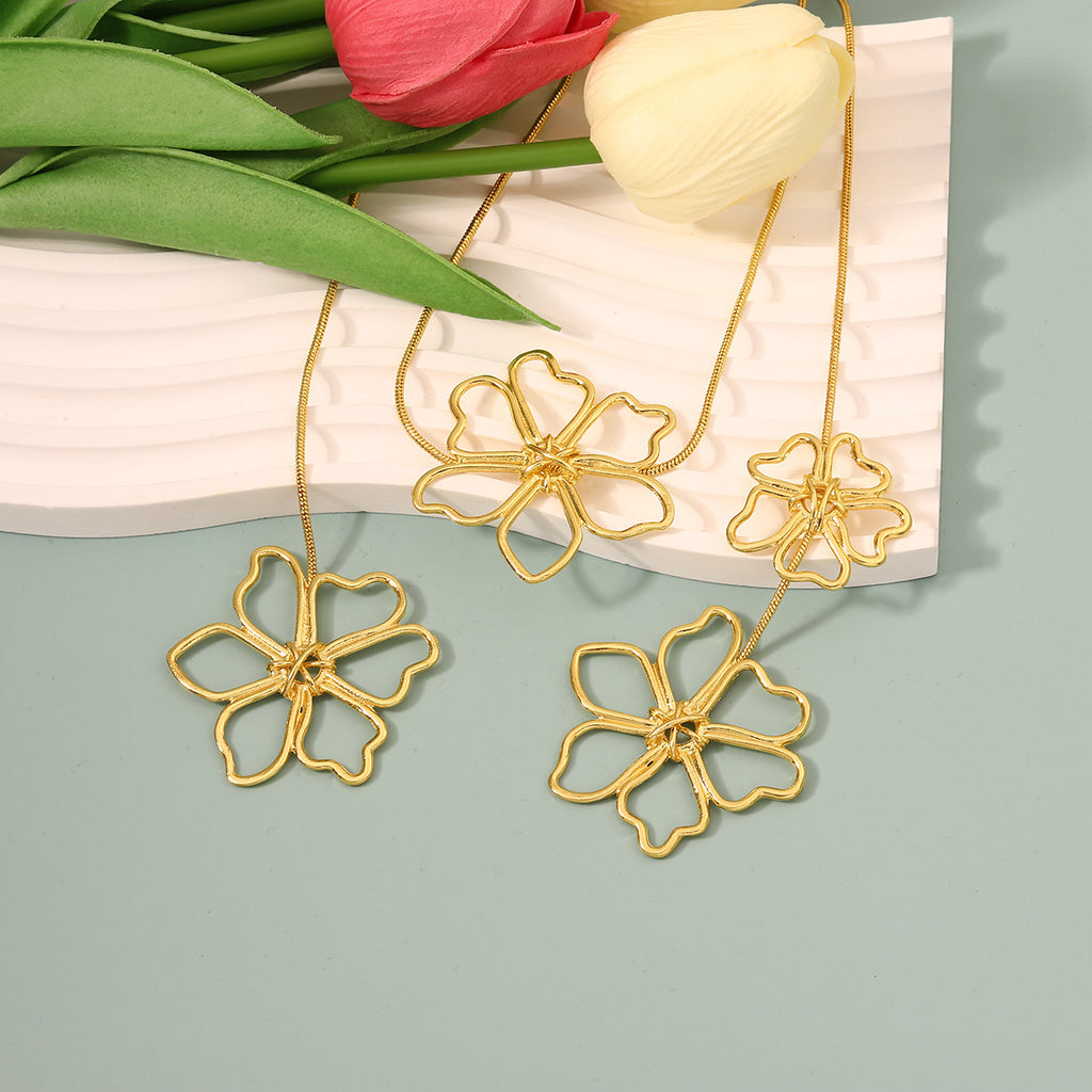 Zarte handwerkliche Halskette