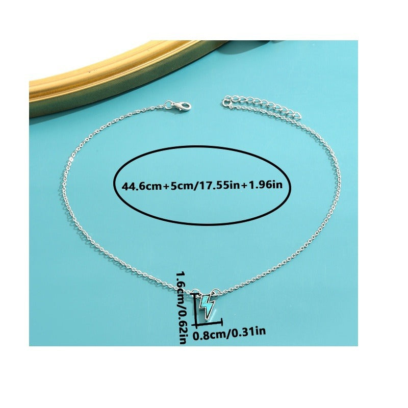 Zarte handwerkliche Halskette