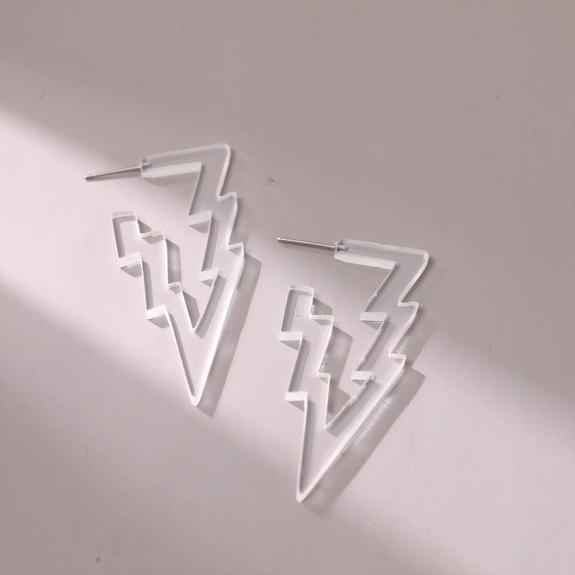 Atemberaubende Ohrring für den Alltag