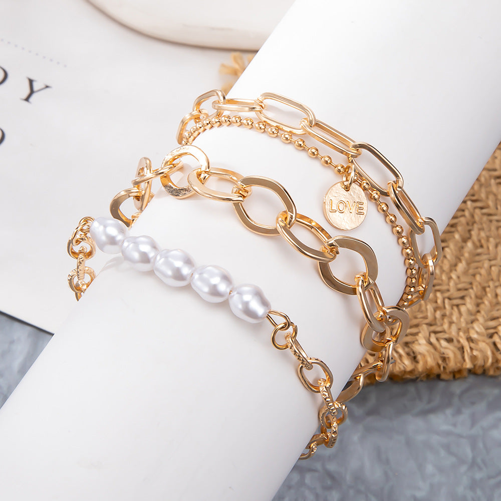 Klassische Gold Armband mit zeitloser Eleganz