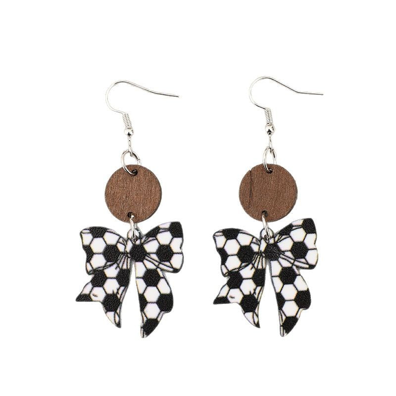 Zarte handwerkliche Ohrring