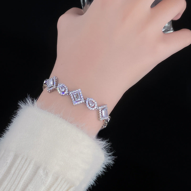 Klassische Armband mit zeitloser Eleganz