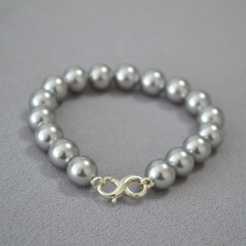 Schöne Perlen Halskette mit einzigartigem Stil