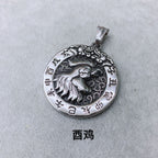 Schöne Halskette mit einzigartigem Stil