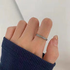 Zarte handwerkliche Ring