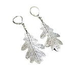 Zarte handwerkliche Ohrring