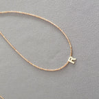 Schöne Halskette mit einzigartigem Stil