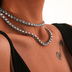 Zarte handwerkliche Halskette