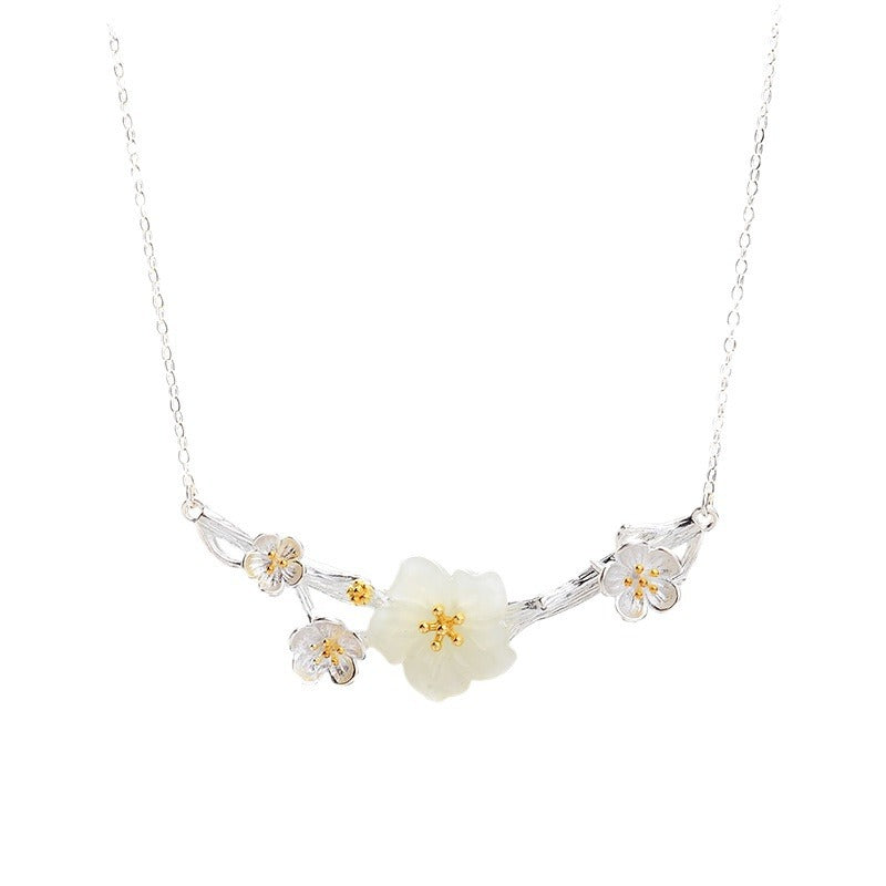 Schöne Silber Halskette mit einzigartigem Stil