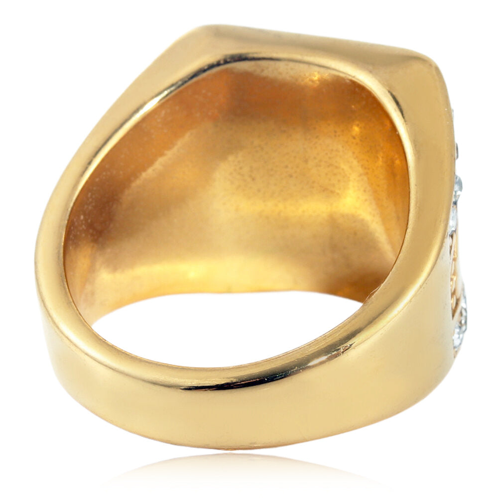 Zarte handwerkliche Ring