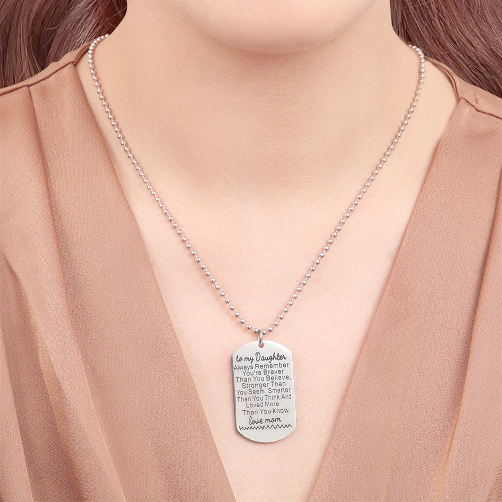 Zarte handwerkliche Halskette