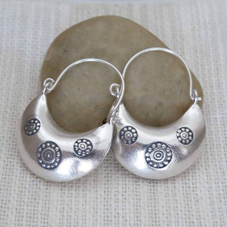 Atemberaubende Ohrring für den Alltag