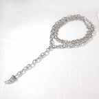 Schöne Halskette mit einzigartigem Stil