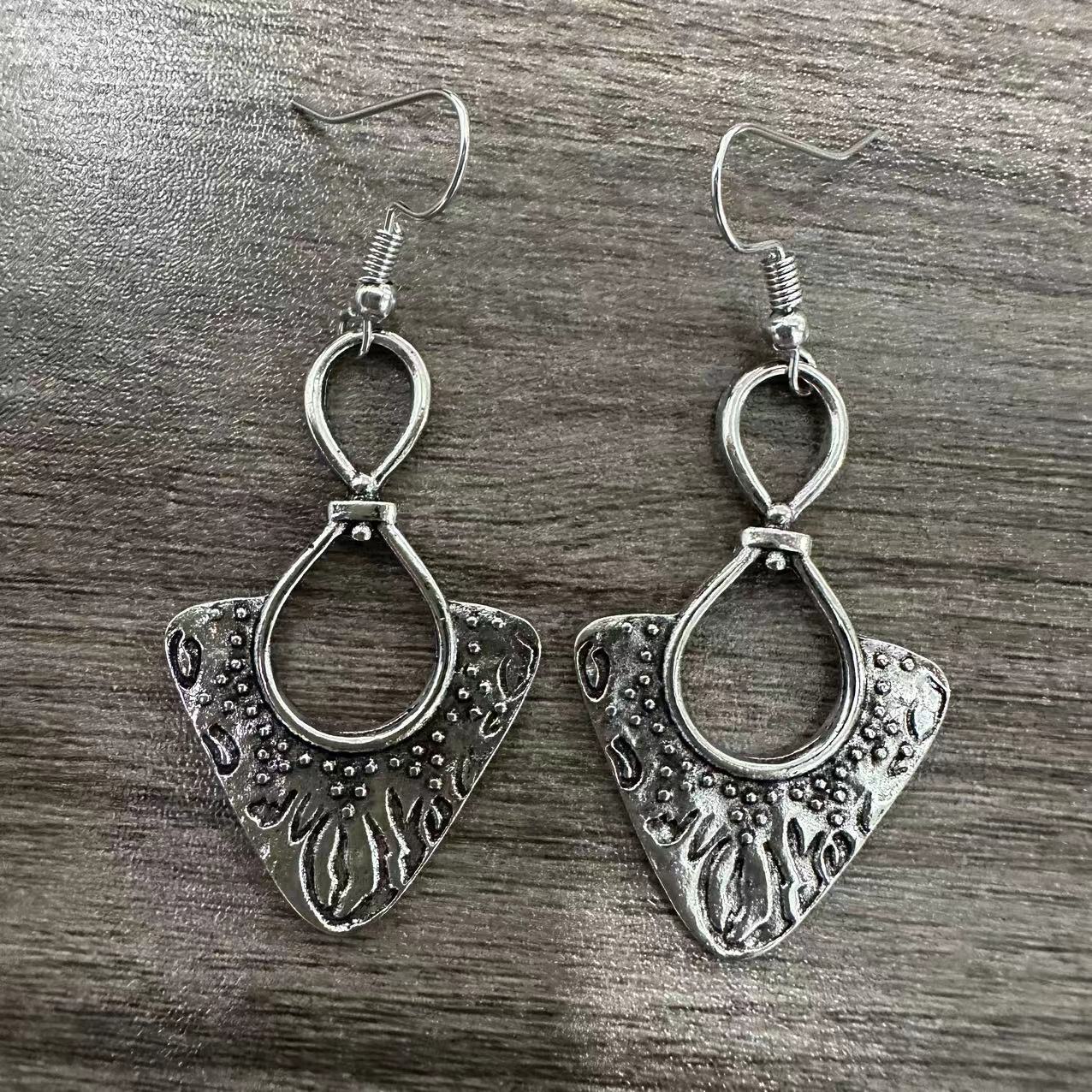 Atemberaubende Ohrring für den Alltag