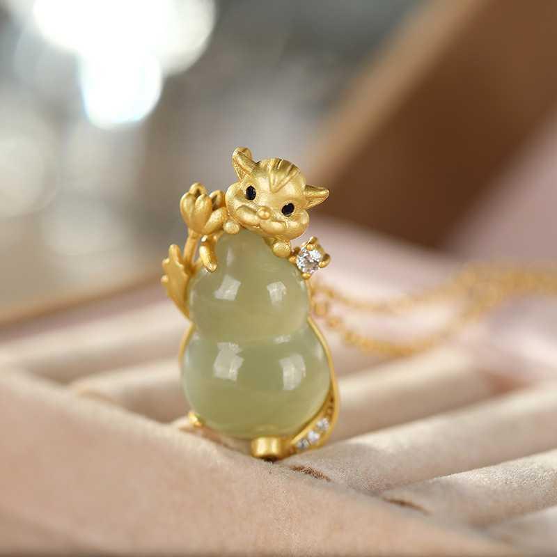 Schöne Silber Halskette mit einzigartigem Stil