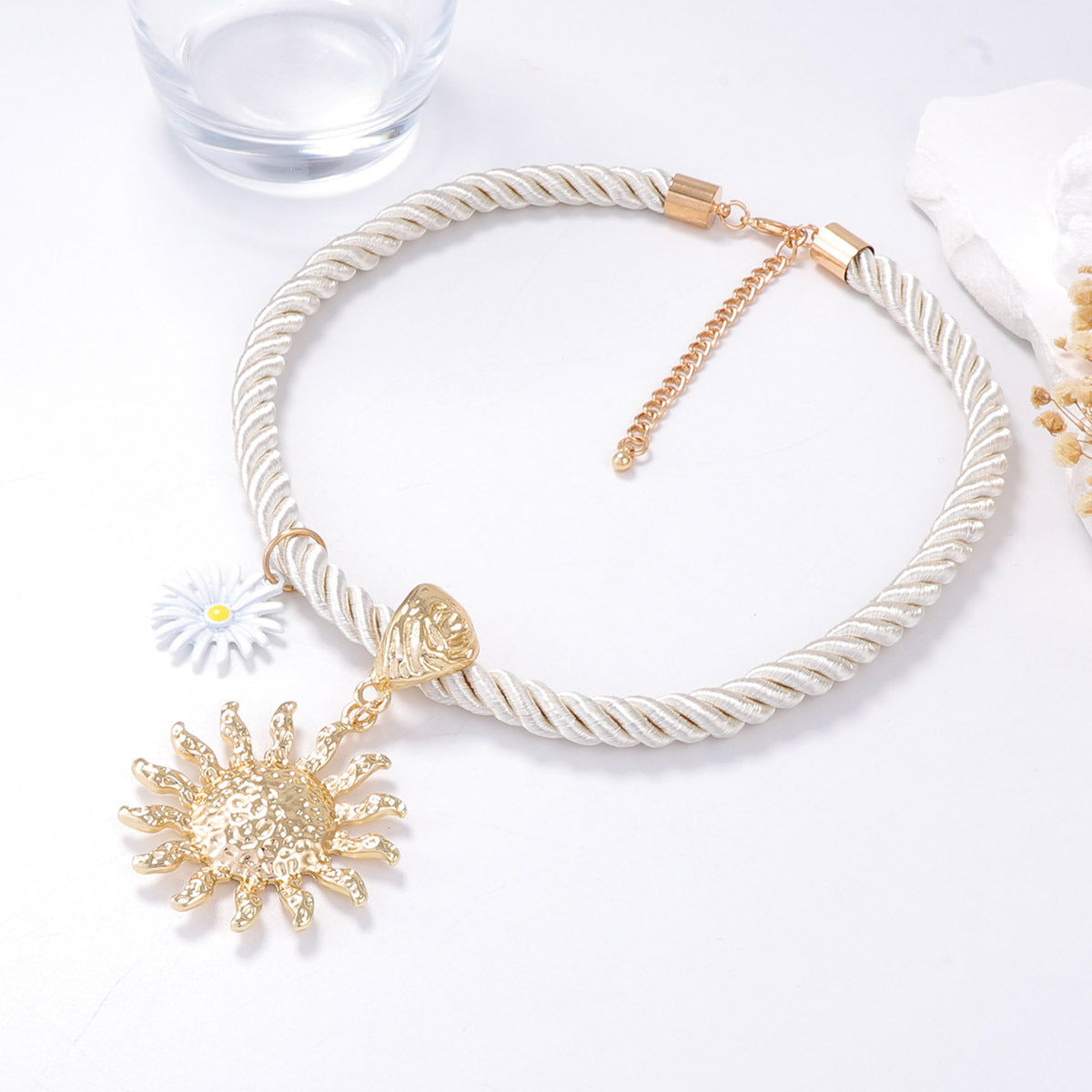 Atemberaubende Halskette für den Alltag