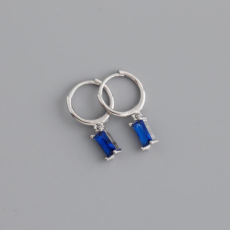 Klassische Ohrring mit zeitloser Eleganz