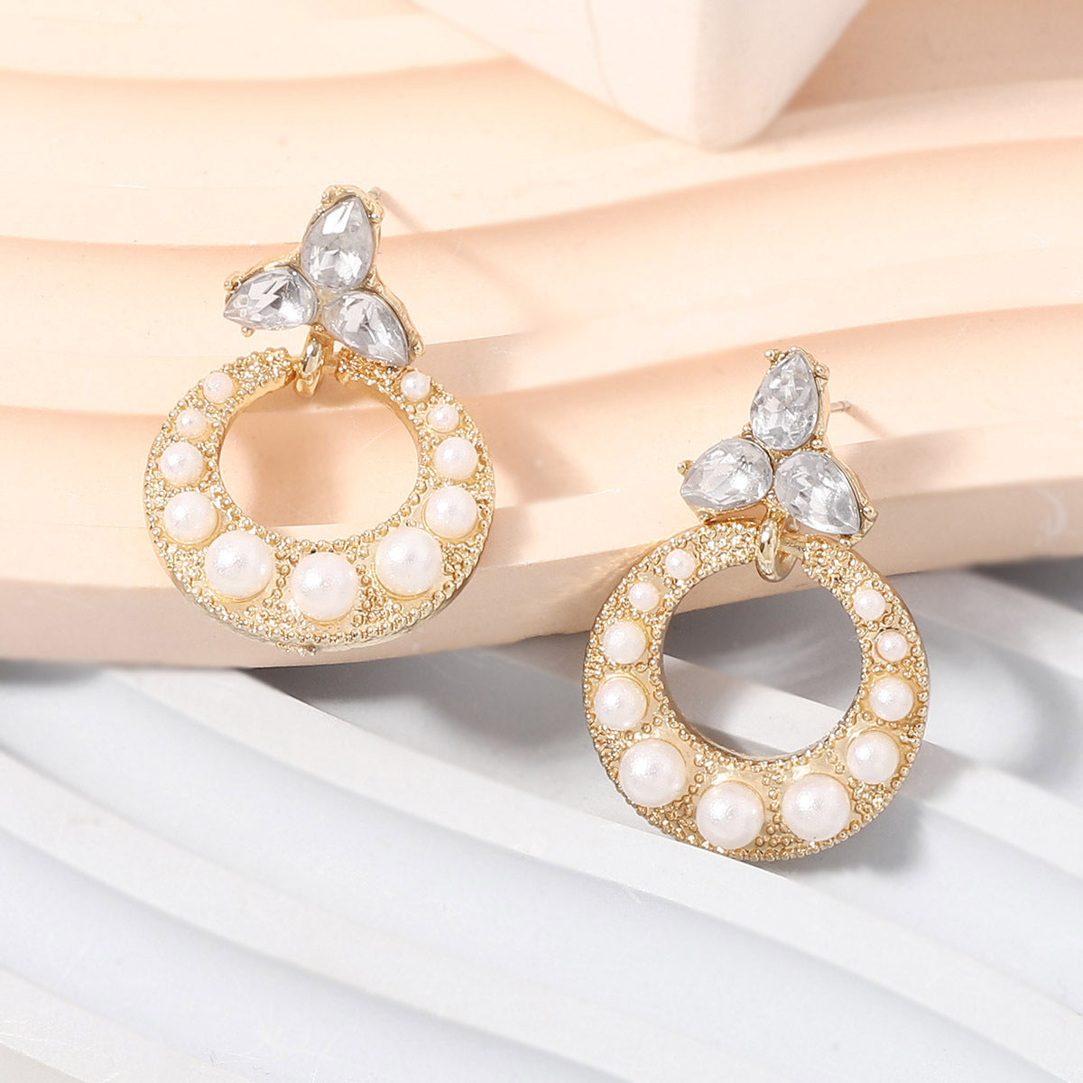 Atemberaubende Gold Ohrring für den Alltag