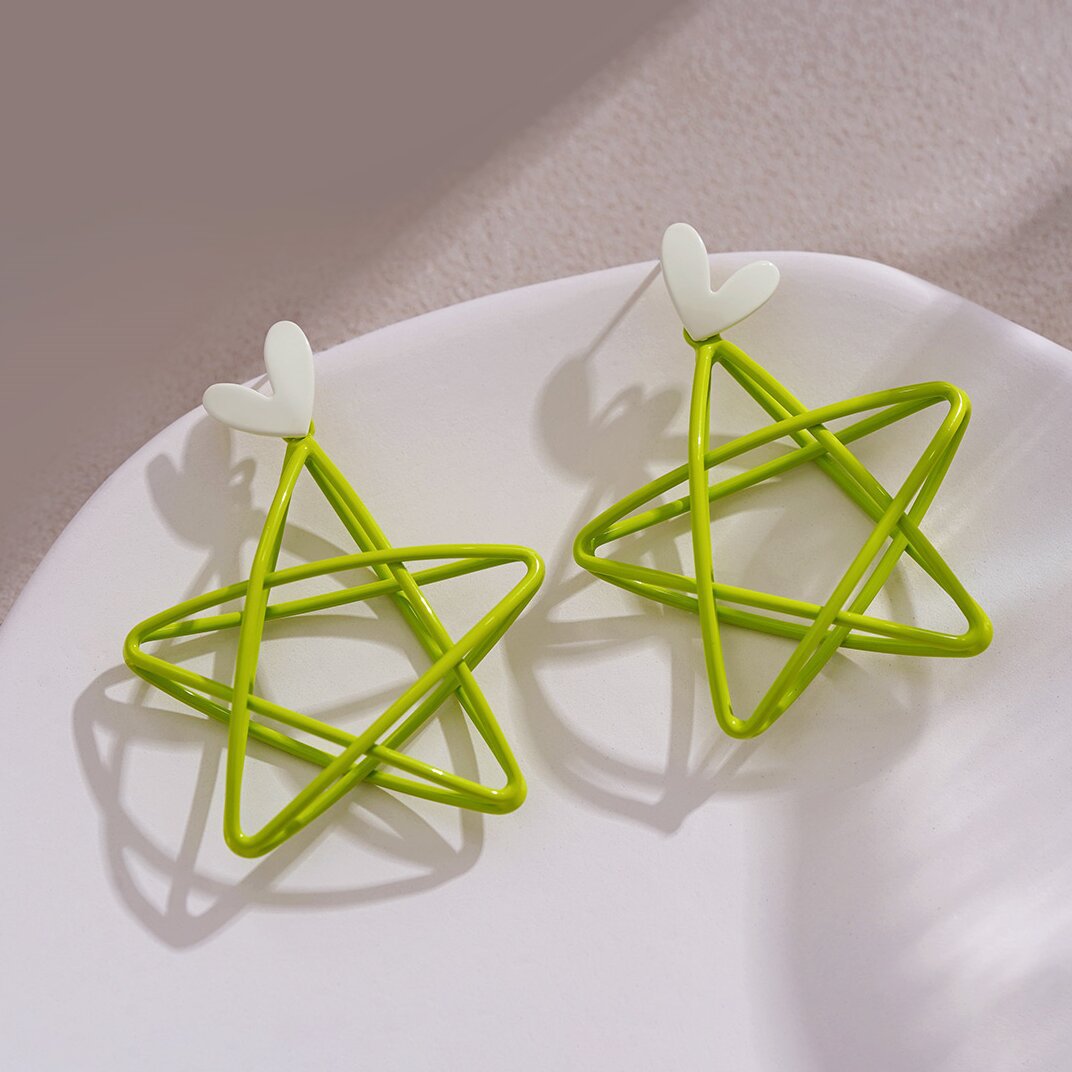 Atemberaubende Ohrring für den Alltag