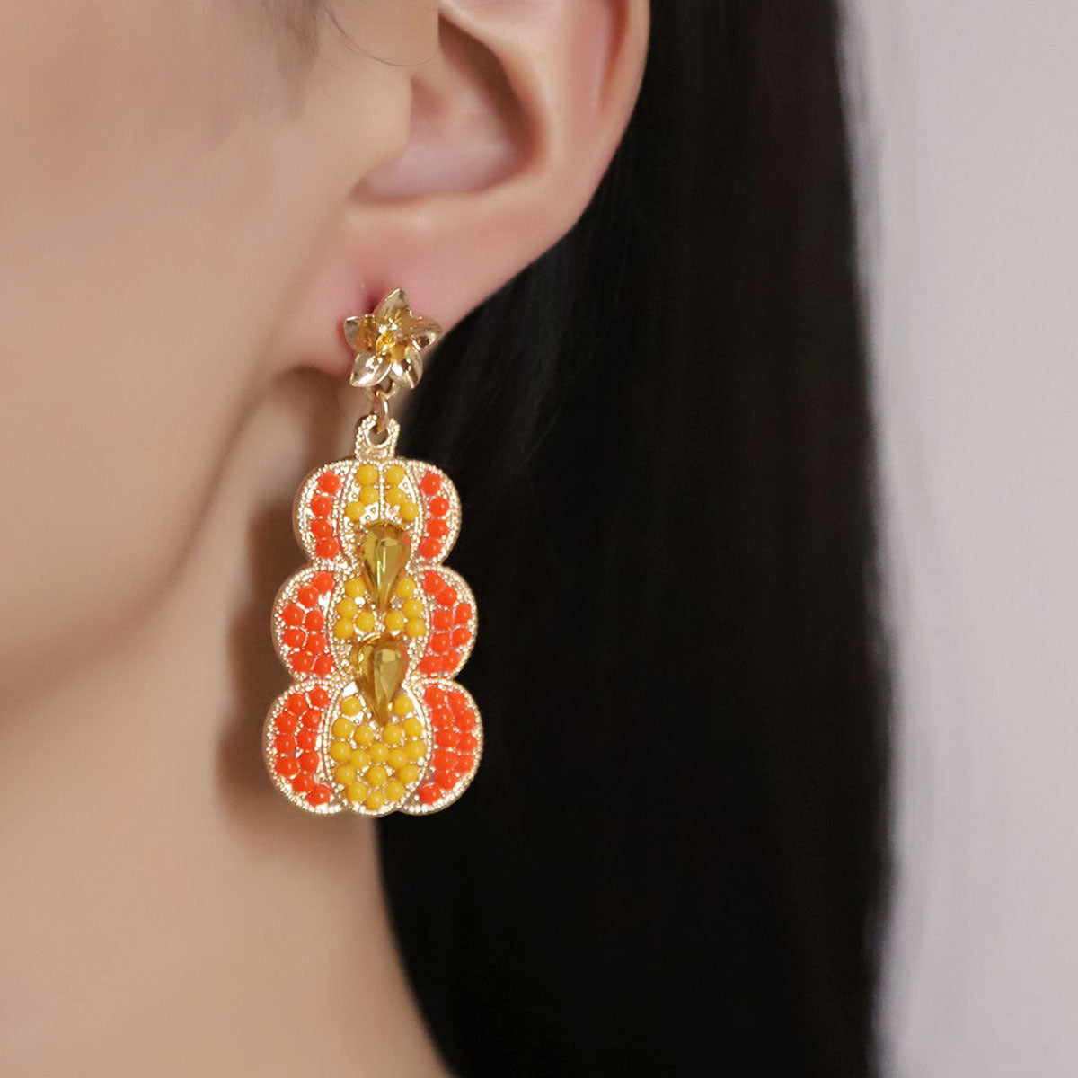 Atemberaubende Ohrring für den Alltag