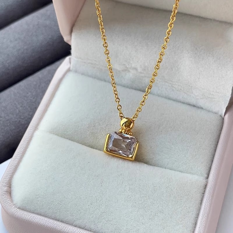 Zarte handwerkliche Gold Halskette