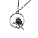 Schöne Halskette mit einzigartigem Stil