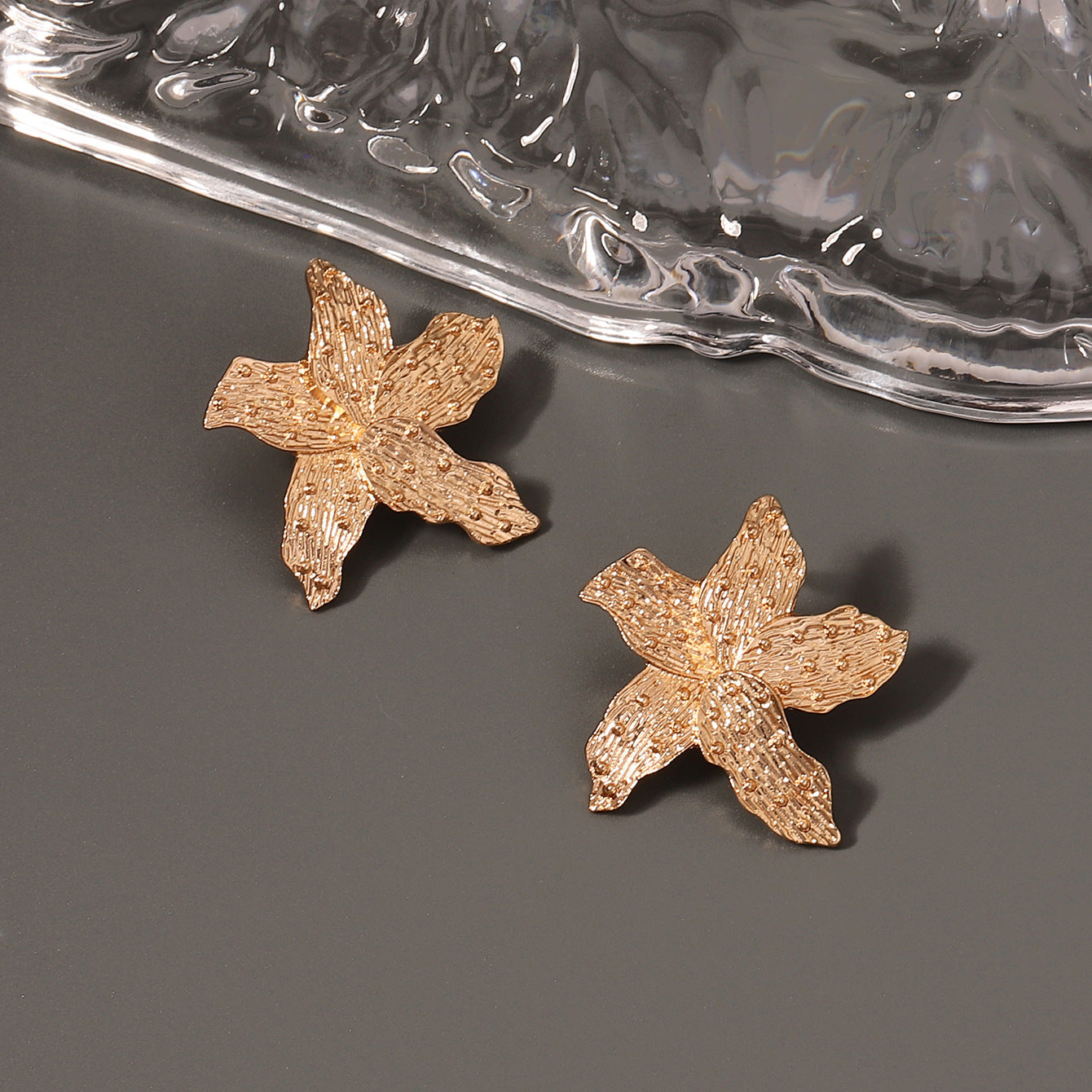 Atemberaubende Ohrring für den Alltag