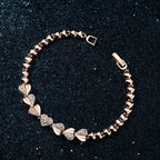 Schöne Armband mit einzigartigem Stil