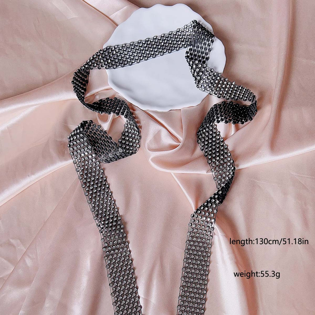 Zarte handwerkliche Halskette