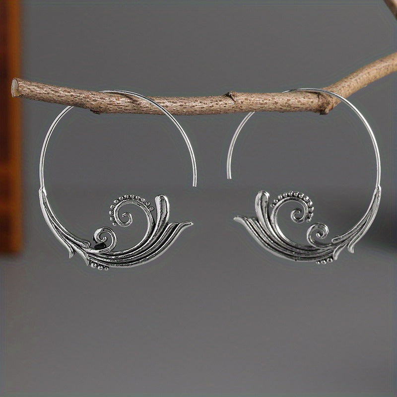 Zarte handwerkliche Ohrring