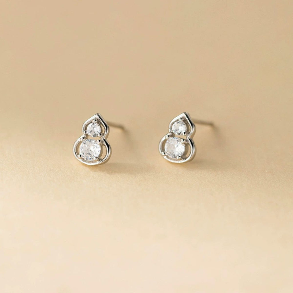 Zarte handwerkliche Ohrring